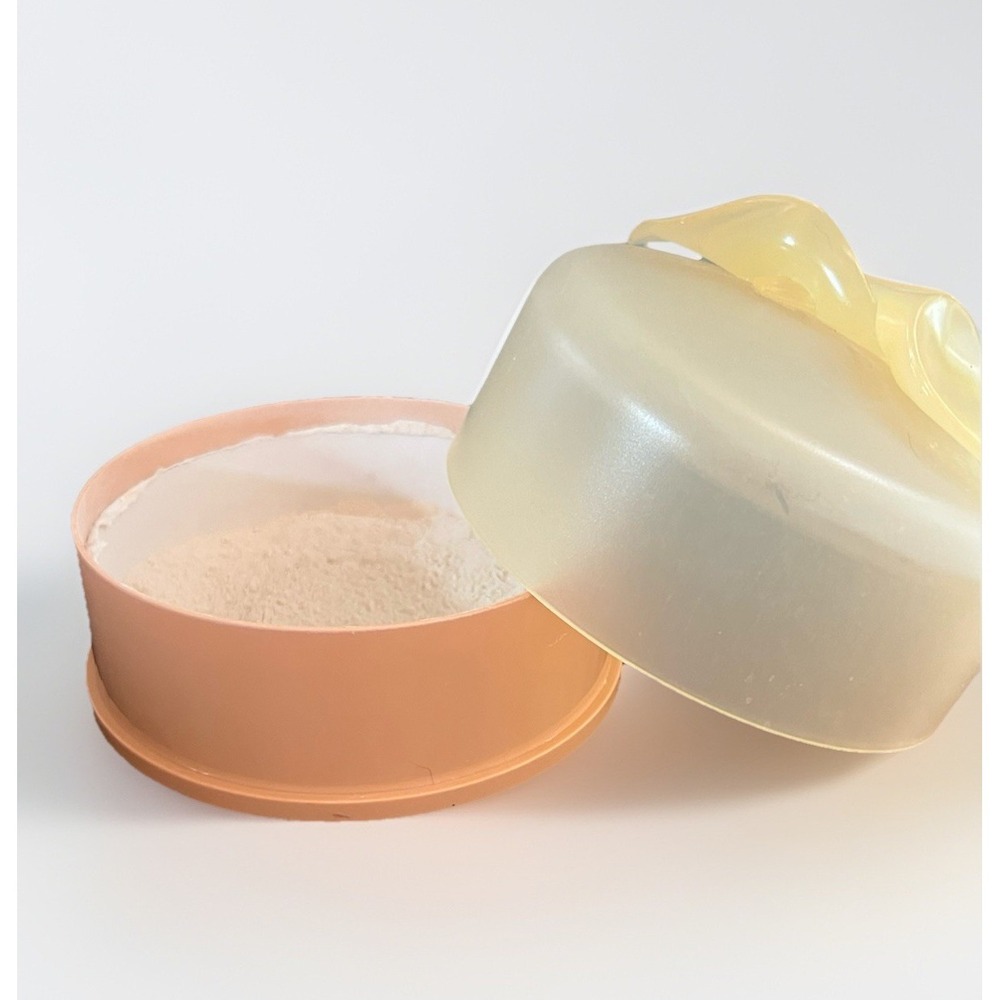 VINTAGE CHLOE DUSTING POWDER in Lily Case-Poudre Parfumee 6oz  (With Powder)